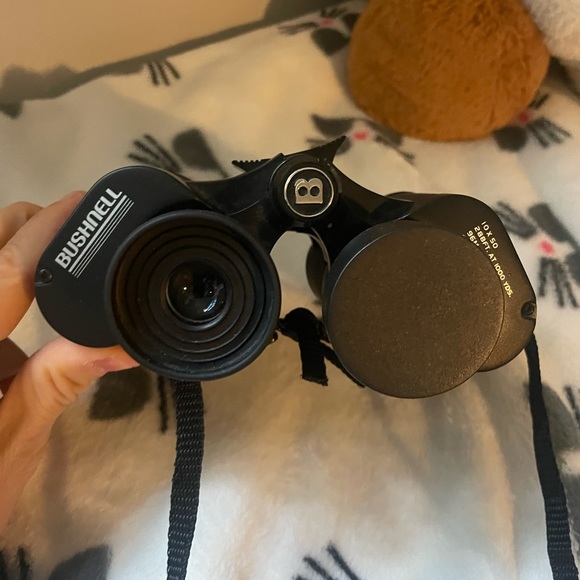Binoculars - Picture 1 of 3